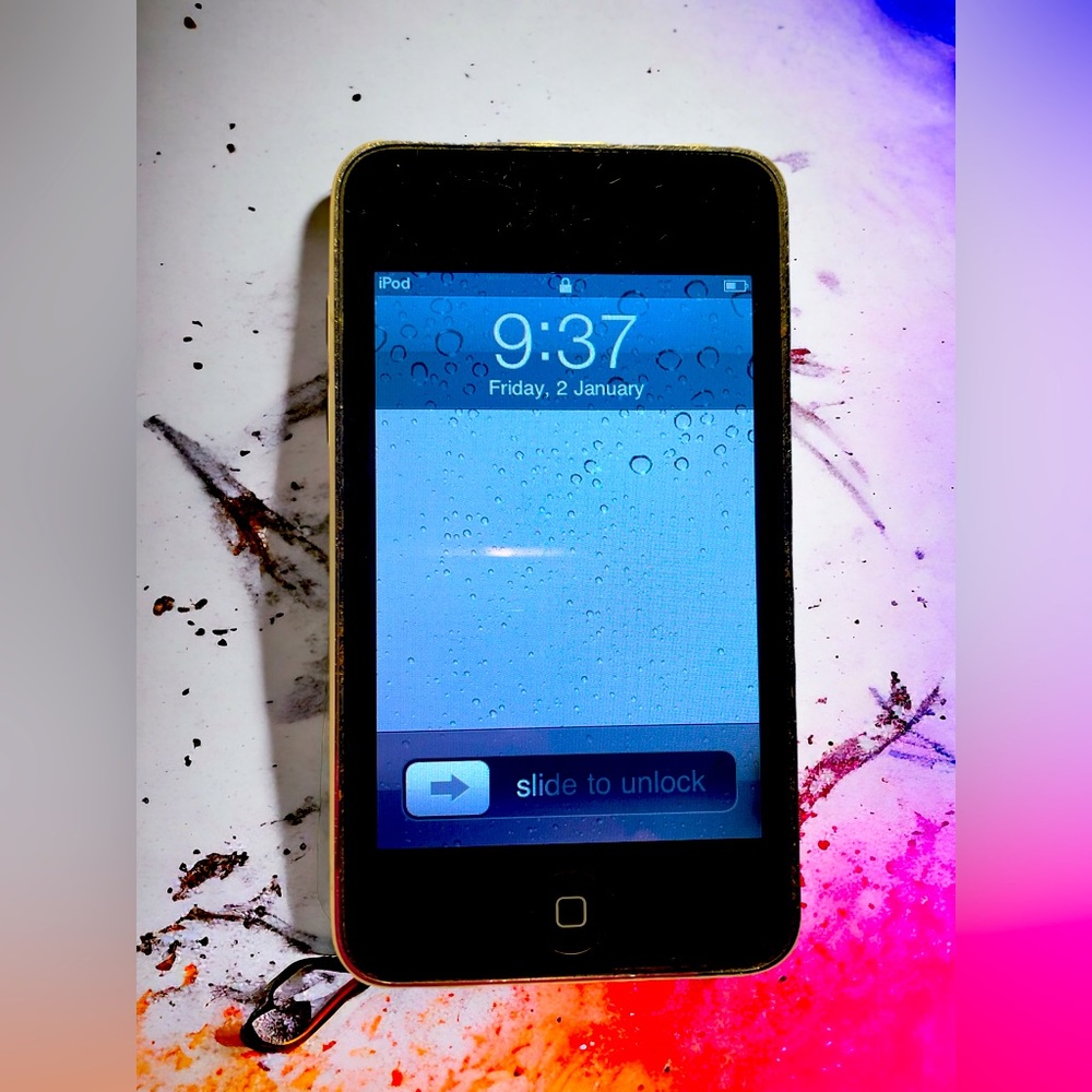 COPY - Apple iPod Touch 2nd Generation Black 8GB MC086C